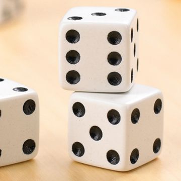 Visa information för Tärningar - prickar/200st Bild på Tärningar - prickar/200st